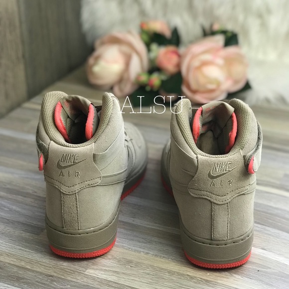 NWT Nike Air Force 1 High GS Khaki W AUTHENTIC - Picture 4 of 8